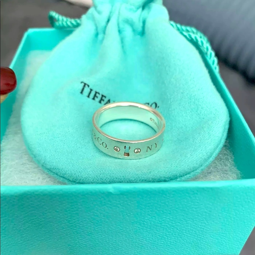 Tiffany Co Lock Ring With Diamond Size 8